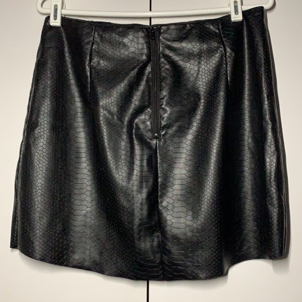 Charlotte Russe Faux Leather Skirt - Picture 3 of 9
